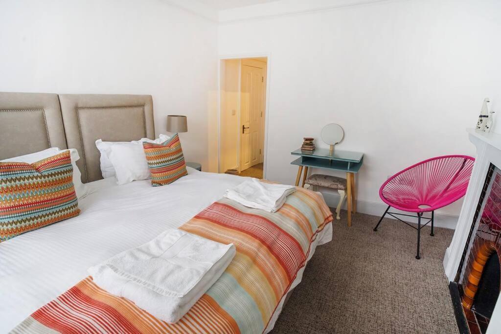 Paskins, Cowes - Sleeps 4 - 2 Bed - 2 Bath - Central Location Exterior foto
